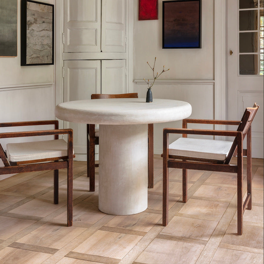 OS - Round Dining Table