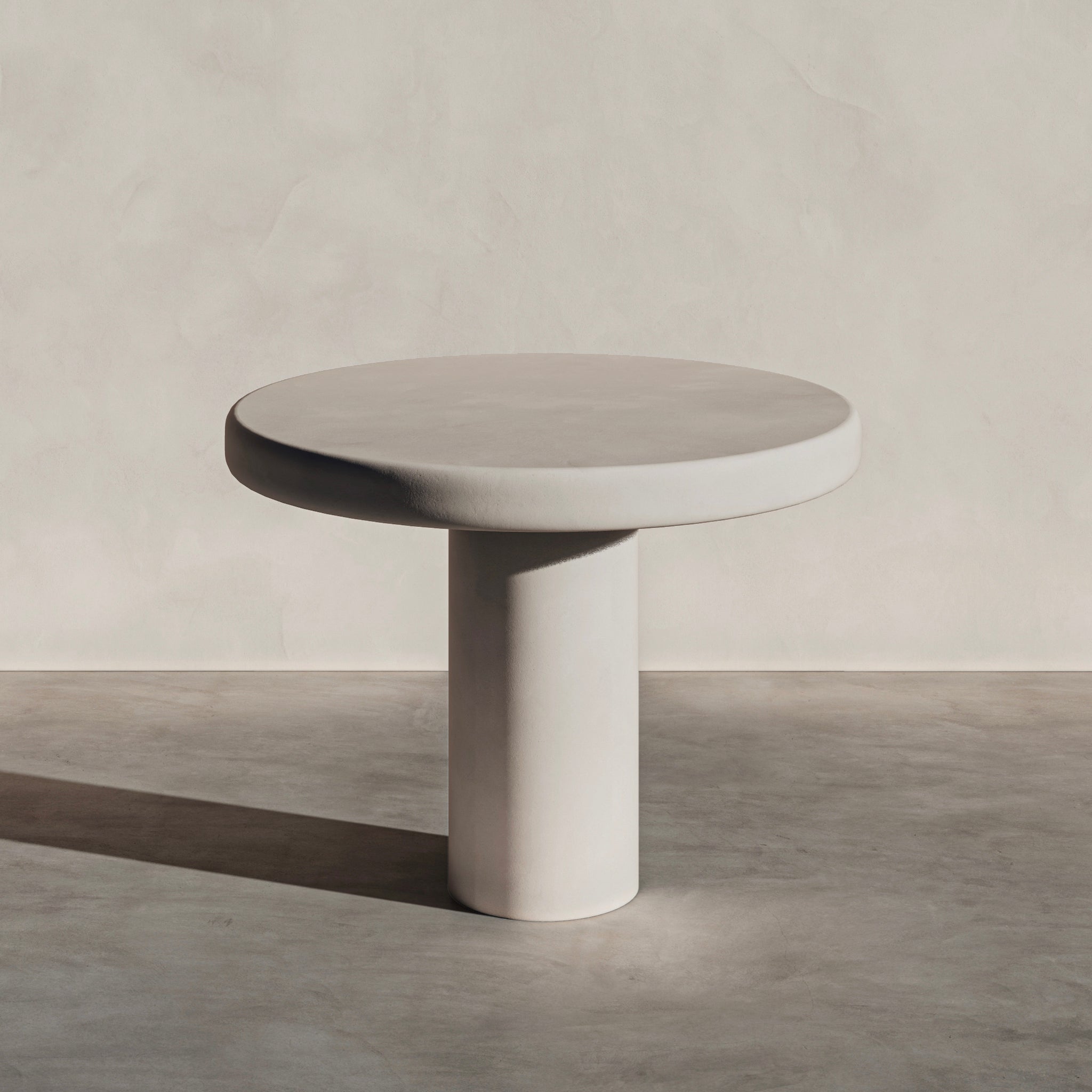 OS - Round Dining Table